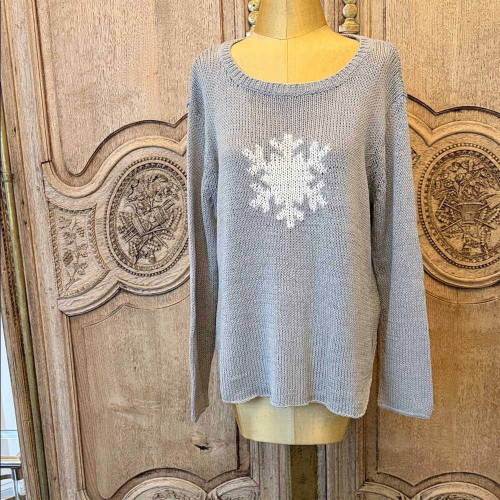 Wooden Ships Gray Snowflake Lightweight Knit Sweater - Women
